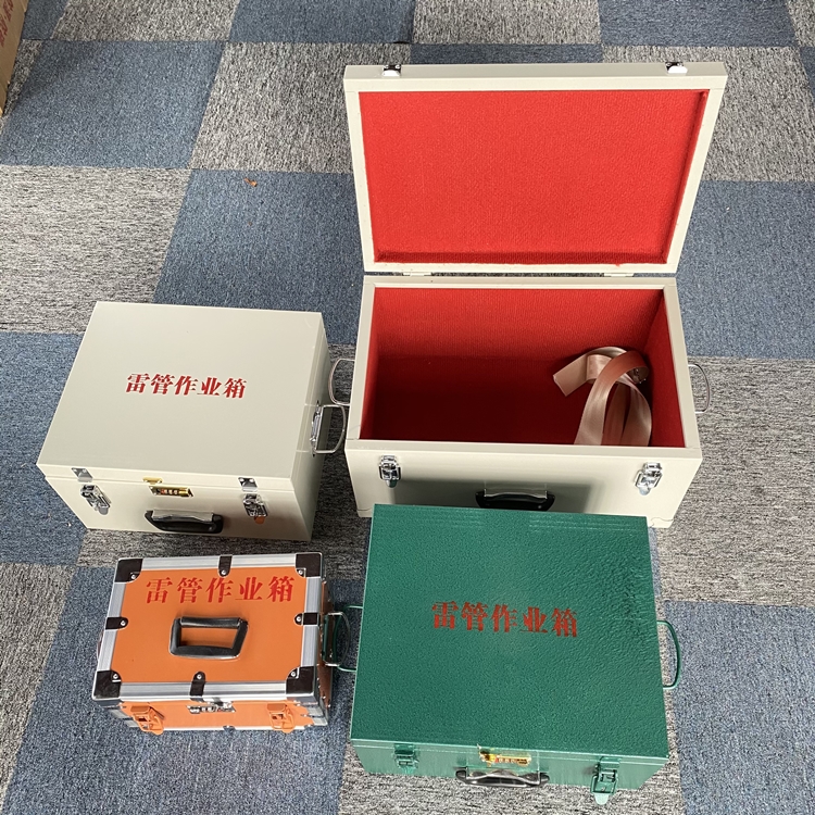 军垦路街道爆破工程作业箱如何选择？玻璃钢与传统材质的全面对比